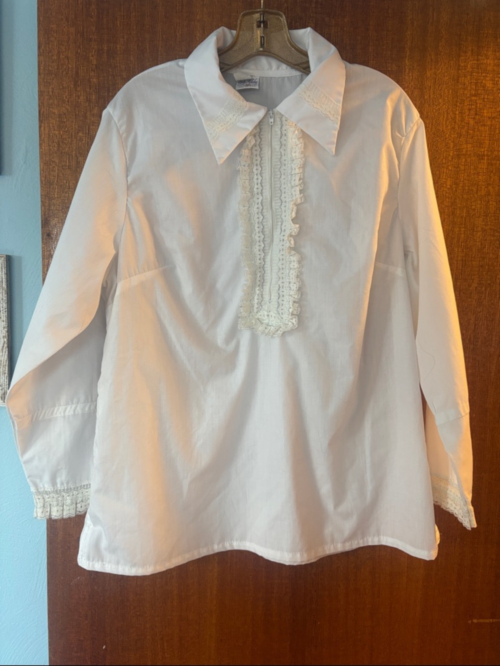 Women's White Lace-Trim Button Pullover Blouse